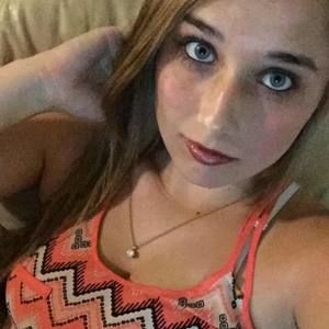 Meet your Posher, Ciara